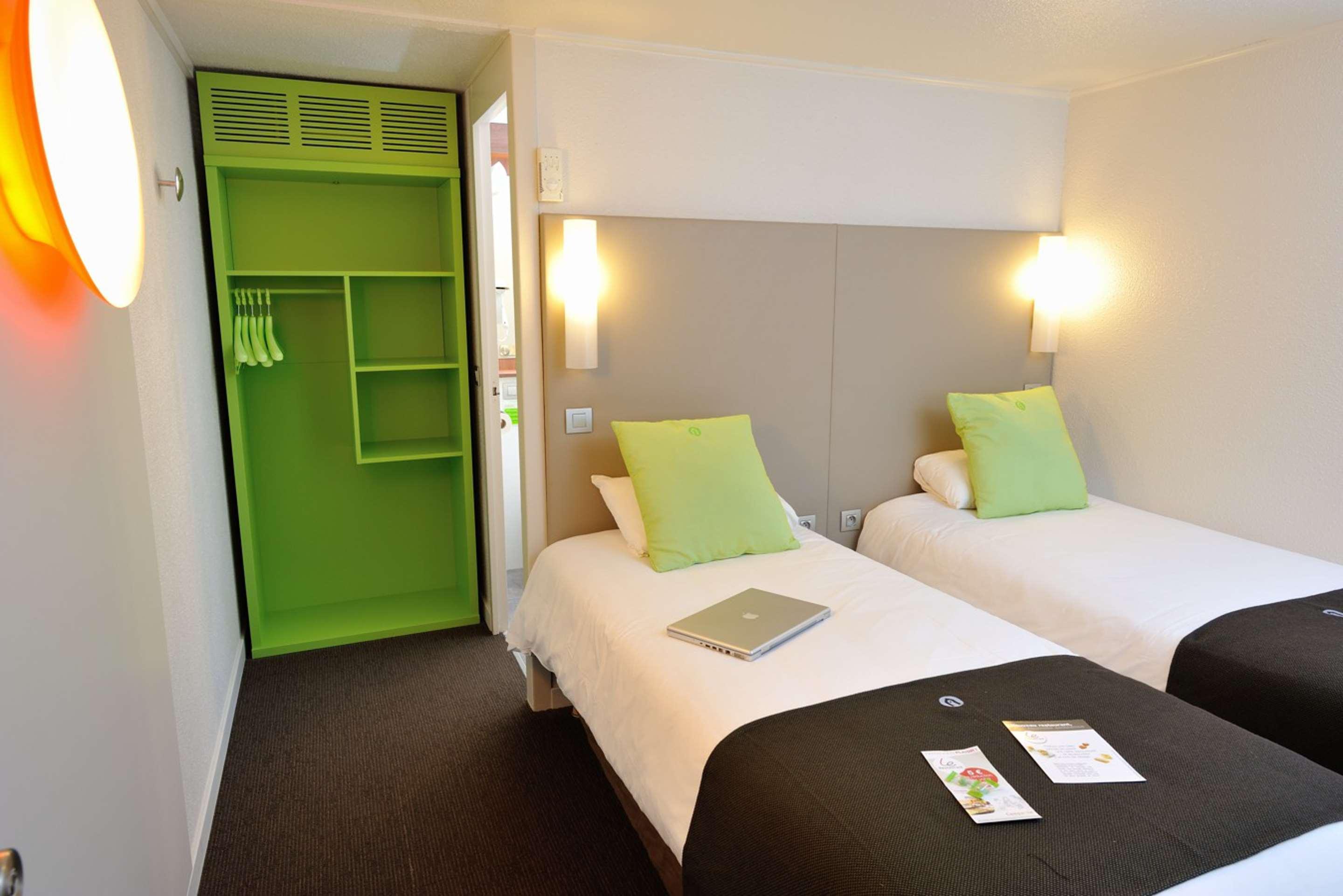 Campanile Grenoble Sud - Seyssins Hotel Exterior photo