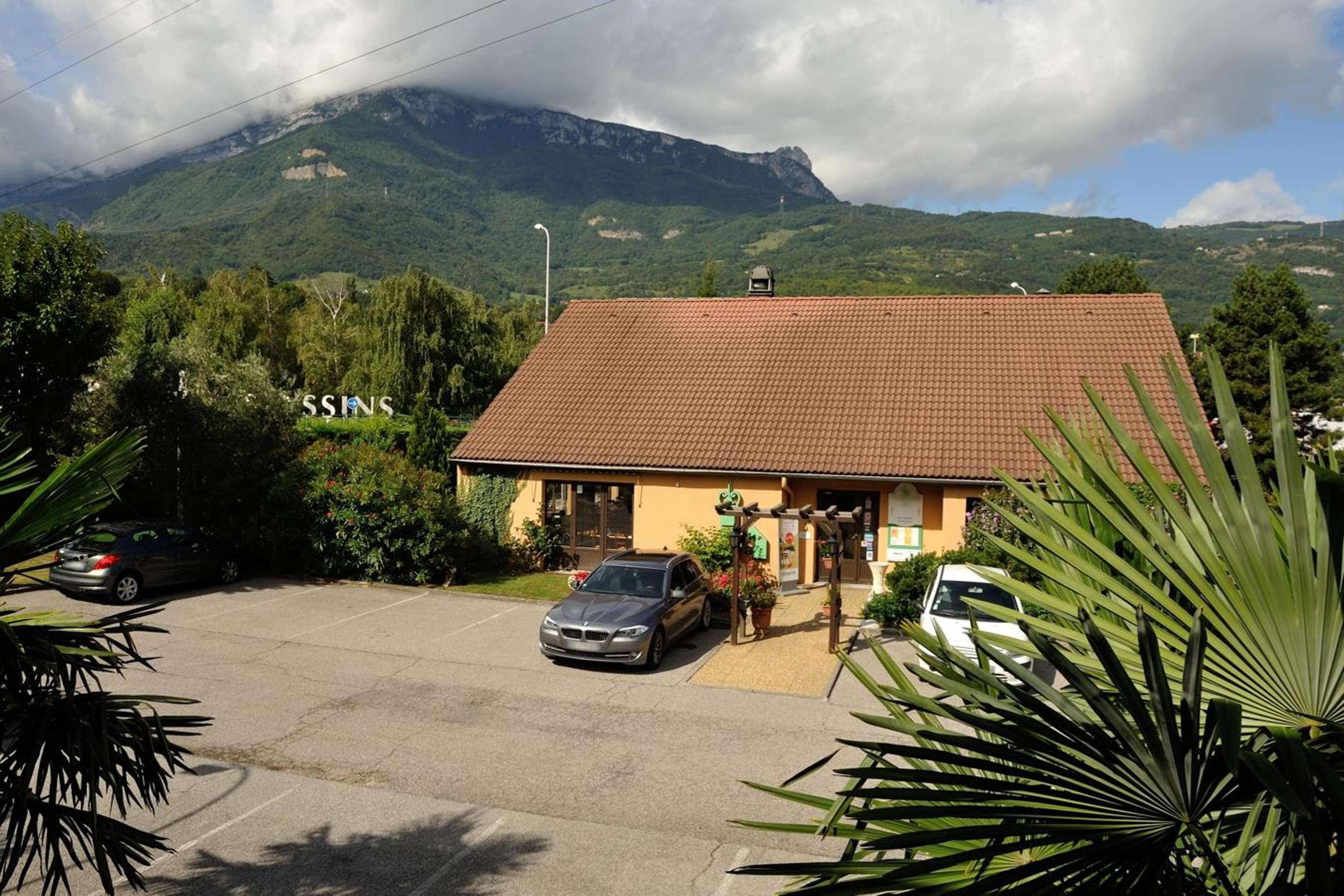 Campanile Grenoble Sud - Seyssins Hotel Exterior photo